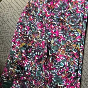 lululemon athletica Floral Print Leggings - Magenta, Teal & Black